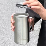 2025 신상품 스테인리스 스틸 커피컵 빨대 포함 여성용 손잡이 컵 고급스러운 디자인 304 스테인리스 스틸 아이스 킹 컵 - 이미지 2