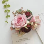 버건디 인공 장미 꽃, 신랑 웨딩 손목 코사지, 결혼 액세서리 - 이미지 6