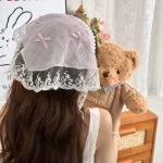 빨간색 짠 격자 무늬 레이스 헤어 스카프 랩 여성 레트로 삼각형 Headscarf 모자 여행 사진 머리띠 소녀 헤어 액세서리 - 이미지 4