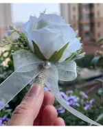 2025 트렌디한 신부 들러리 웨딩 부토니에 & 허리 코사지 | 흰색 실크 꽃 장식, 결혼식 파티를 위한 가짜 꽃 액세서리 - 이미지 5