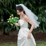 셀프웨딩 웨딩베일 리본 진주 화이트 4단 웨촬소품 - 이미지 4