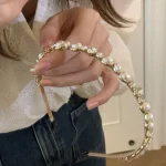 1PC 다이아몬드가 박힌 진주 헤어 후프, 라인스톤 머리띠, 코트 스타일 헤어 액세서리, 불규칙한 모양ABS - 이미지 2