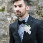 1PC 웨딩 신부 신랑 가슴 꽃 인공 장미 진주 옷깃 꽃 결혼식 축제 연회 장식 꽃 - 이미지 4